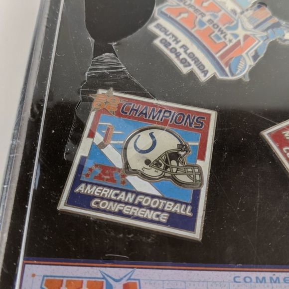 Super Bowl XLI Limited Edition Pin Set Bears Colts - Picture 4 of 8
